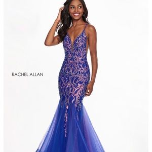 🔥 PROM, FORMAL, SPECIAL EVENT AND ETC.🔥 ITS A SHOW STOPPER!! STUNNING DRESS!
